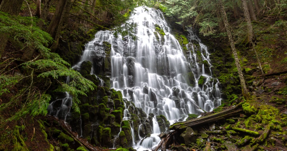 10 Best Waterfalls Near Portland, OR