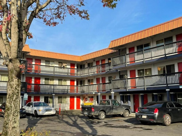 Portland Inn image 10