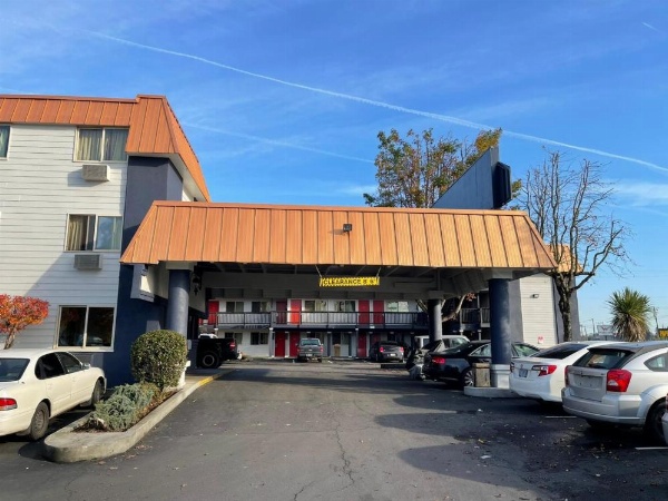 Portland Inn image 5
